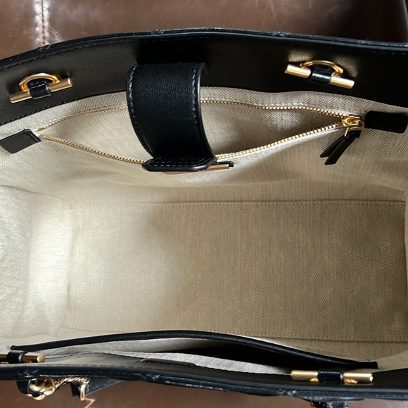 New Tory Burch handbag - Picture 2 of 4